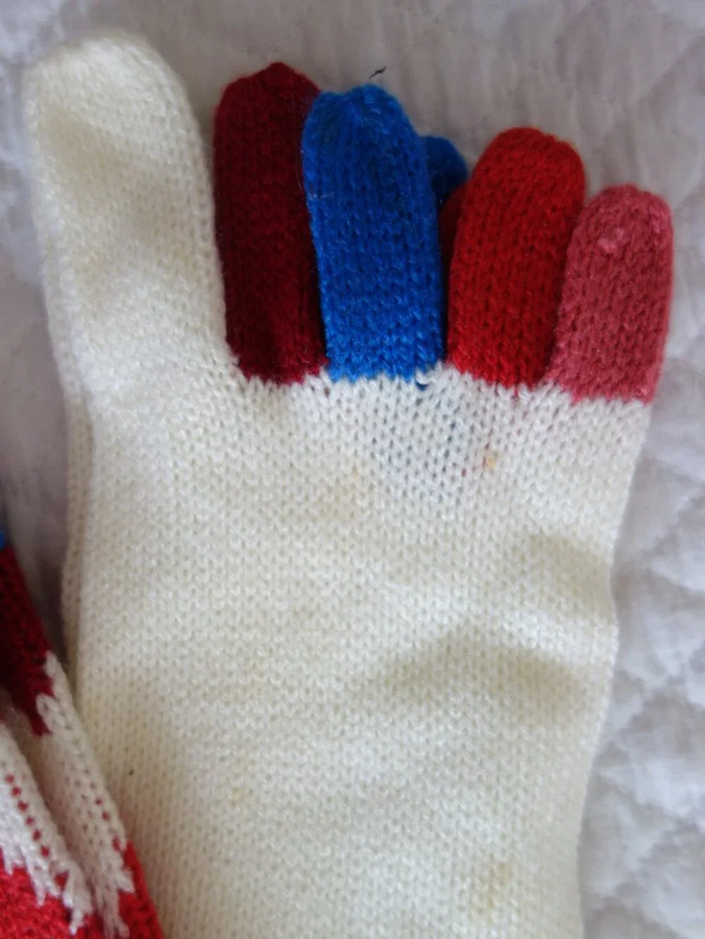 NWT Vntg BONNIE DOON Toe Socks Fits 9-11